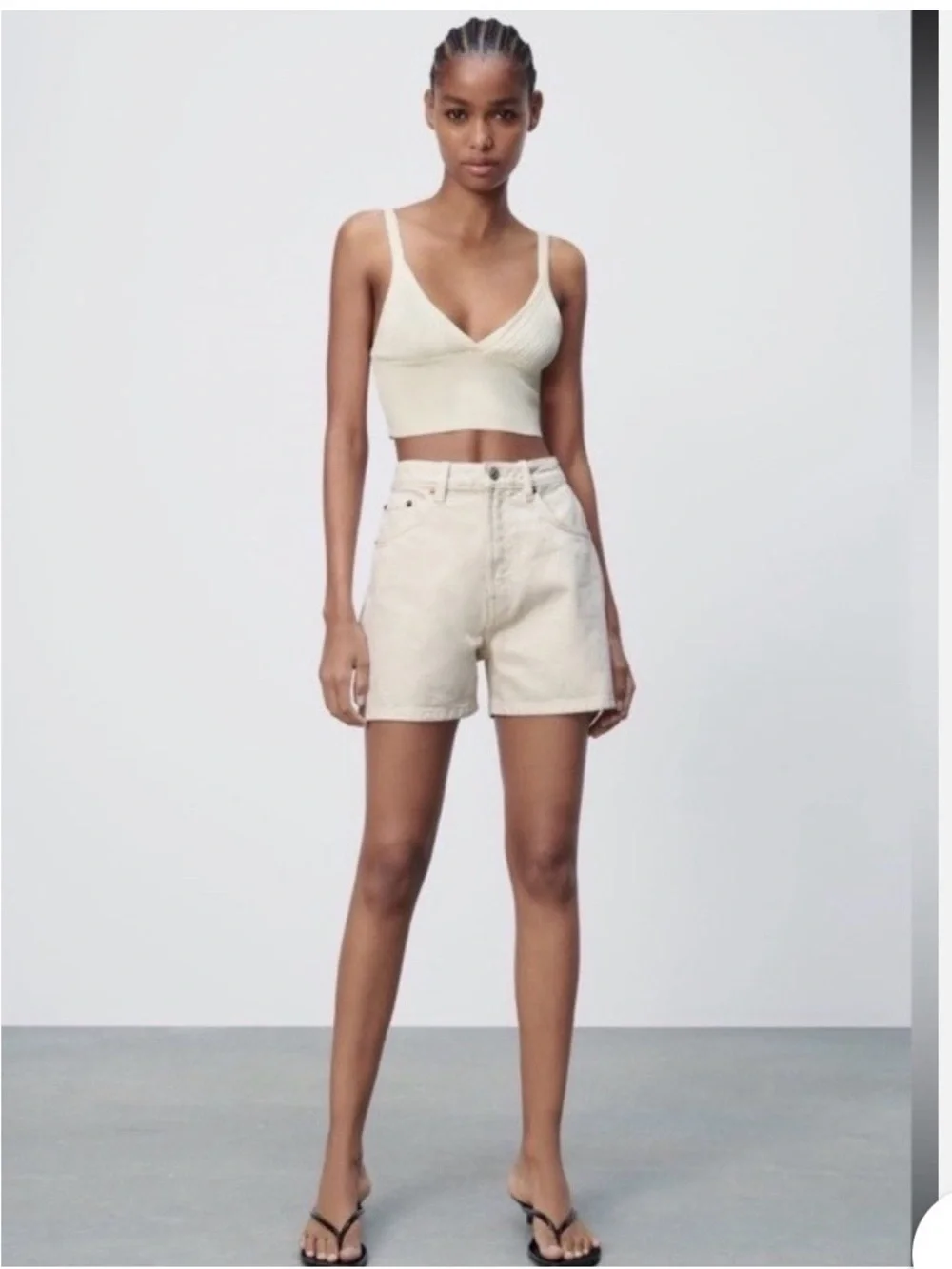ZARA High Rise 100% Cotton Denim Jean Short | 5 Pocket Styling | Cream | Size 8